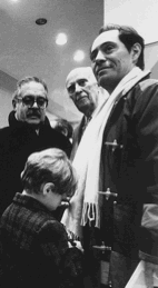 1987-Galerie-Denise-Rene-Claude-Picasso-et-son-fils-Jasmin-au-c